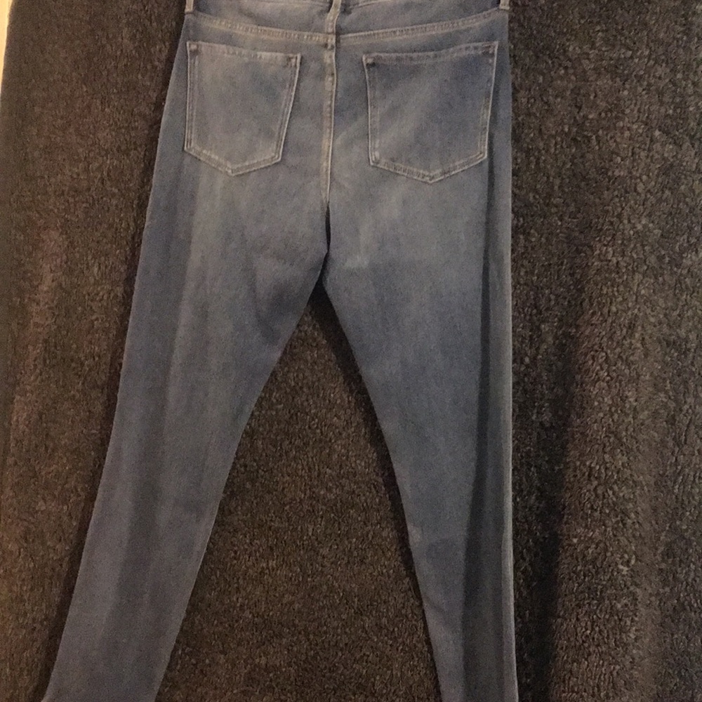 Old navy rockstar jeans 24/7 stretchy - Picture 3 of 4